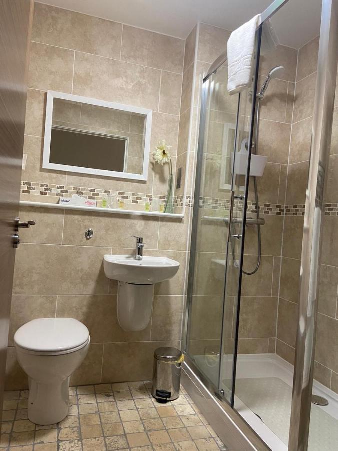 Scone Arms Hotel New Scone Bagian luar foto